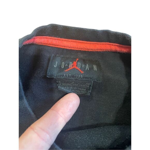 Air Jordan kids’ long sleeve shirt - Picture 7 of 8